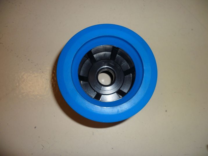 Roue oscillante bleue