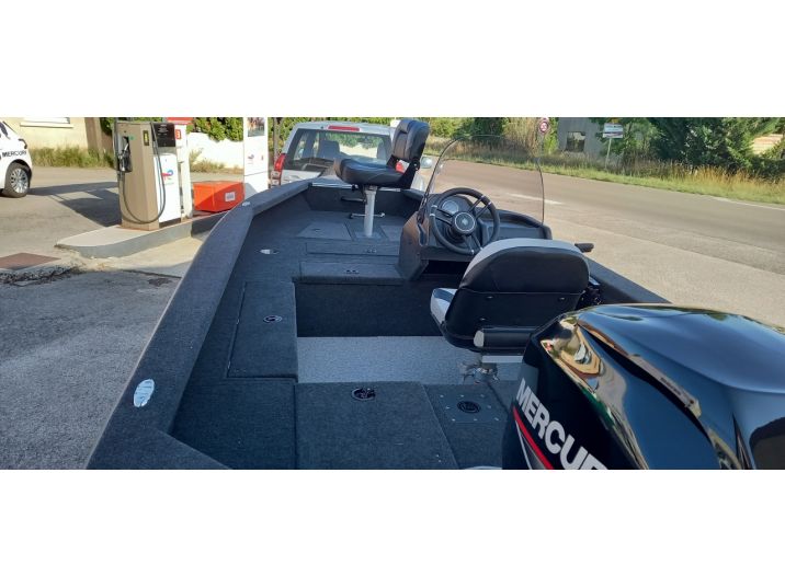 450 V Pro Bass Nouvelle Console