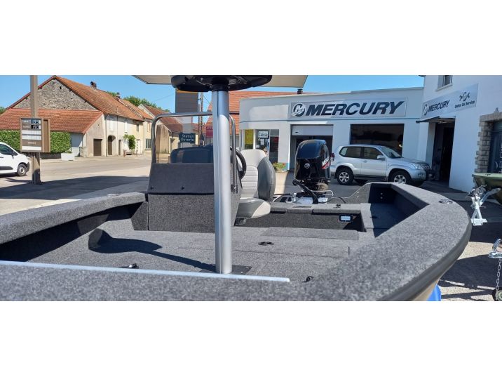 450 V Pro Bass Console