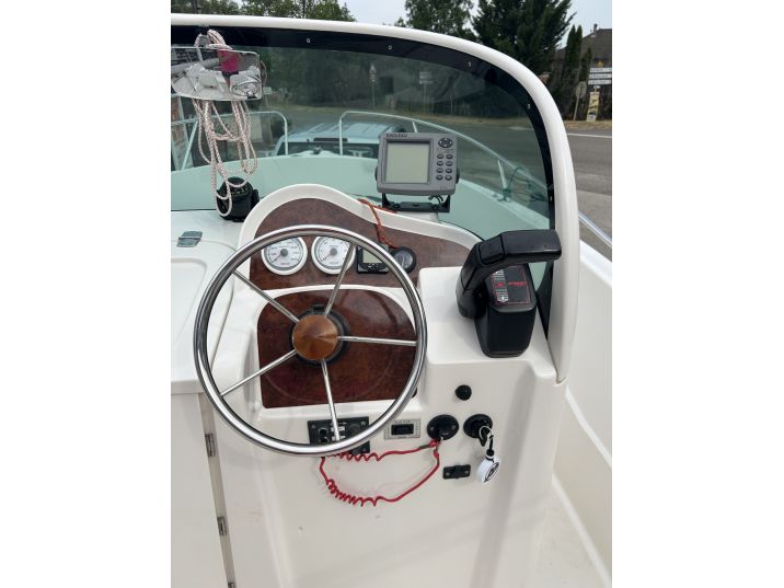 630 Commander avec moteur MERCURY 150 cv Optimax